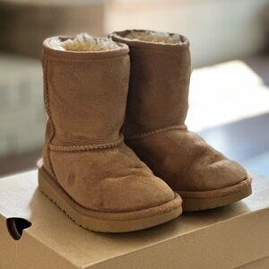 Chestnut Classic UGG boots.  Toddler size 10